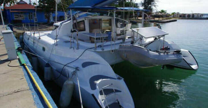 Rent a catamaran in Marina Marlin - Athena 38