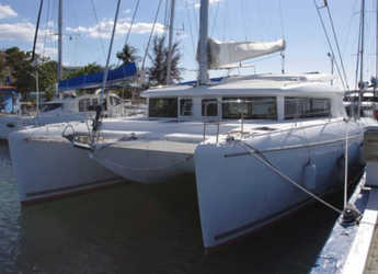 Rent a catamaran in Marina Marlin - Lagoon 421