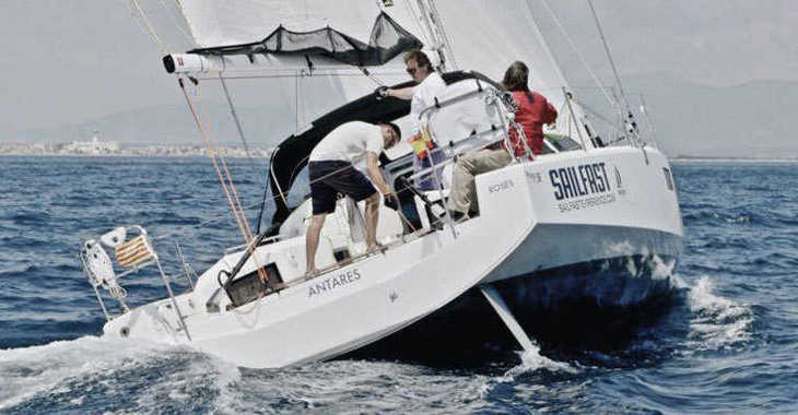 Rent a sailboat in Marina Rubicon - Pogo 36