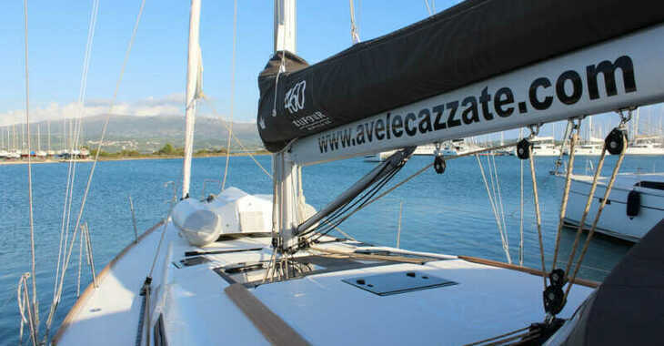Rent a sailboat in Lefkas Marina - Dufour 460