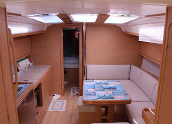 Rent a sailboat in D-Marin Lefkas Marina - Dufour 390 Grand Large