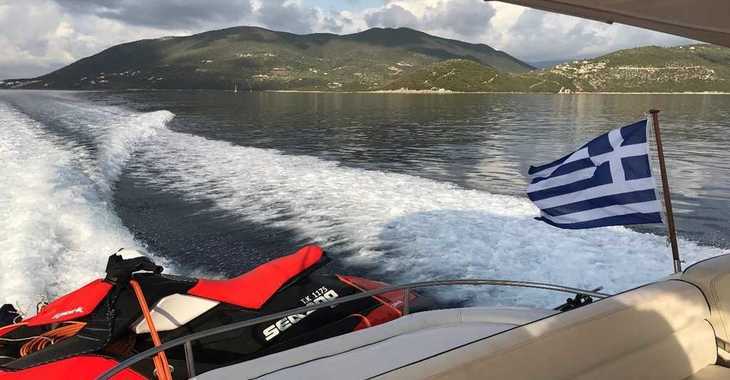 Louer bateau à moteur à Marina Gouvia - Bavaria 42 Sport