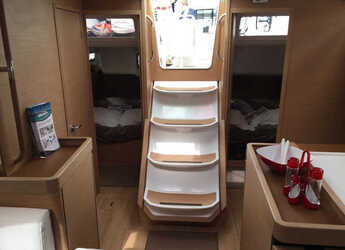 Rent a sailboat in Marina Gouvia - Sun Odyssey 440