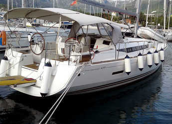 Rent a sailboat in Lazure Meljine Marina - Sun Odyssey 439