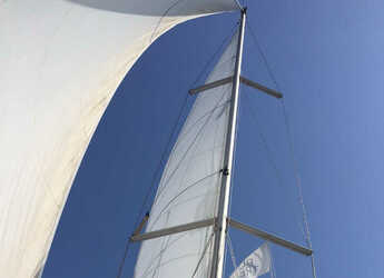 Rent a sailboat in Marina d'Arechi - Sun Odyssey 43 