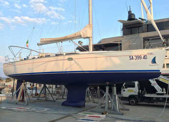 Rent a sailboat in Marina d'Arechi - Sun Odyssey 43 