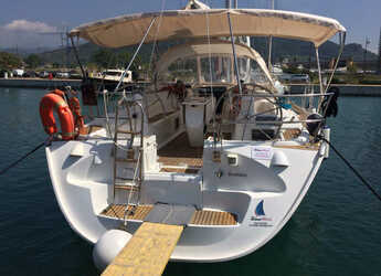 Rent a sailboat in Marina d'Arechi - Sun Odyssey 43 