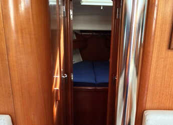 Rent a sailboat in Marina d'Arechi - Sun Odyssey 43 