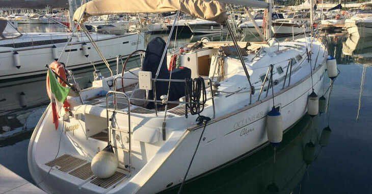 Chartern Sie segelboot in Marina d'Arechi - Oceanis 423