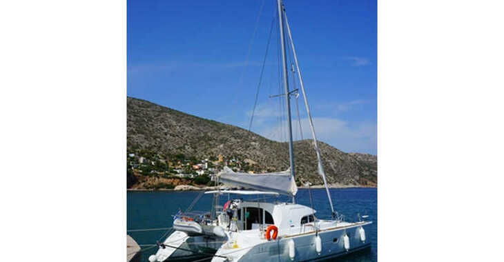 Rent a catamaran in Marina Gouvia - Lagoon 380 S2