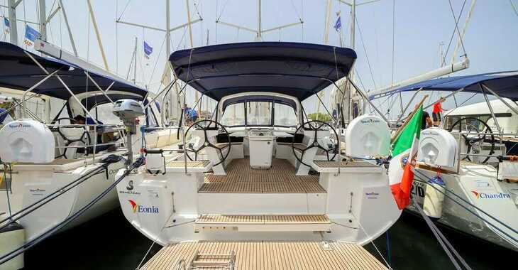 Rent a sailboat in Porto Olbia - Oceanis 46.1