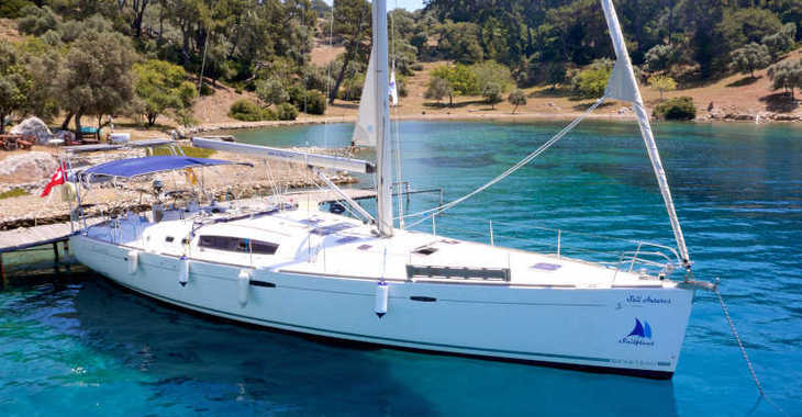 Rent a sailboat in Palmiye Marina - Oceanis 54