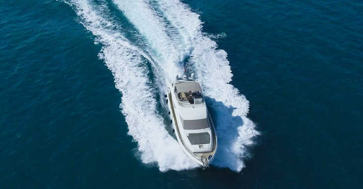 Chartern Sie yacht in Port Gocëk Marina - Ferretti 72