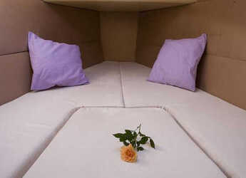 Rent a sailboat in Marina di Navene - Nautiner 30S Race