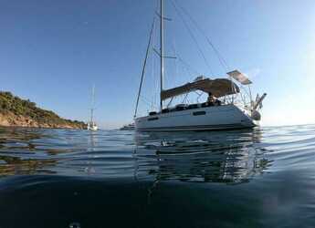 Rent a sailboat in Volos - Jeanneau 53