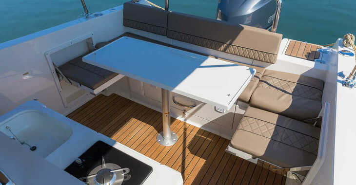 Rent a motorboat in Veruda Marina - Pacific Craft 750 Sun Cruiser