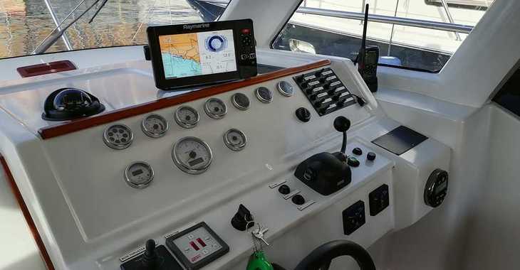 Louer bateau à moteur à Novigrad - AC DC Daycruiser 12.0