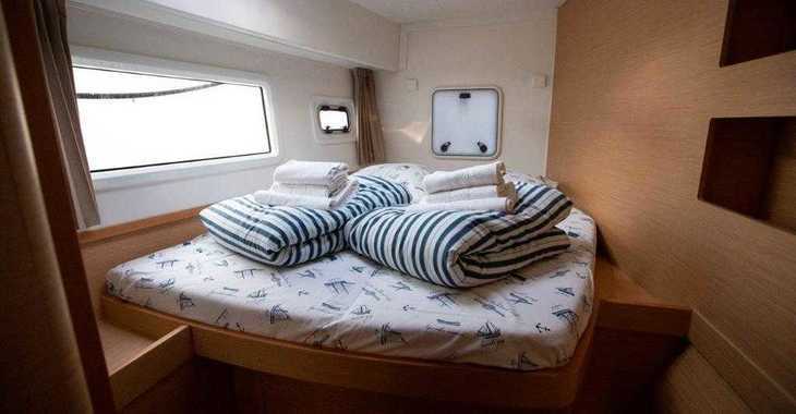 Rent a catamaran in Marina Polesana - Lagoon 42