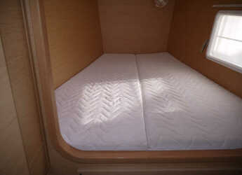 Chartern Sie katamaran in Salamis Yachting Club - Lagoon 380 s2