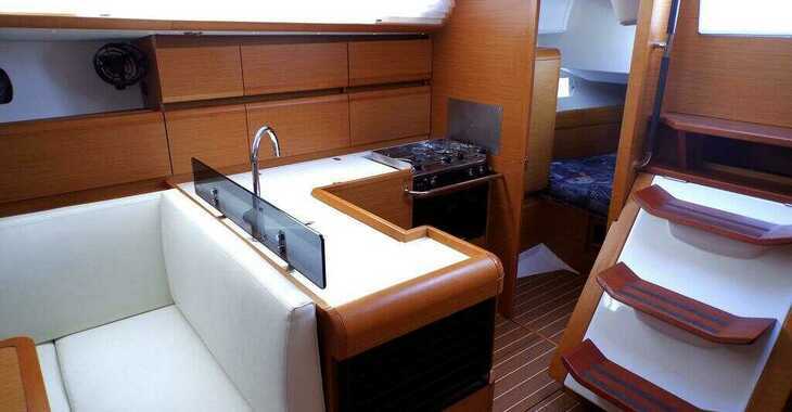 Chartern Sie segelboot in Salamis Yachting Club - Sun Odyssey 439
