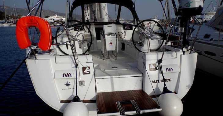 Rent a sailboat in Salamis Yachting Club - Sun Odyssey 439