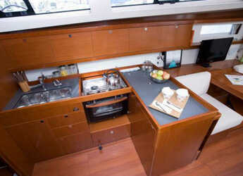 Chartern Sie segelboot in Salamis Yachting Club - Oceanis 41