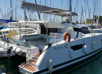 Chartern Sie katamaran in Salamis Yachting Club - Astréa 42