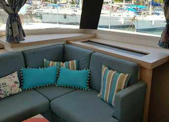 Chartern Sie katamaran in Salamis Yachting Club - Astréa 42