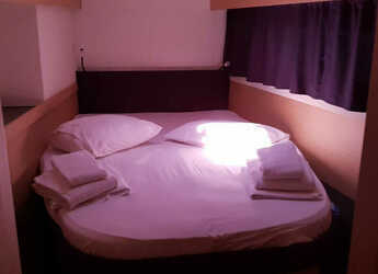 Chartern Sie katamaran in Salamis Yachting Club - Astréa 42