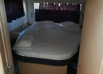 Chartern Sie katamaran in Salamis Yachting Club - Astréa 42