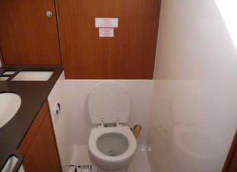 Chartern Sie segelboot in Salamis Yachting Club - Bavaria 45 Cruiser