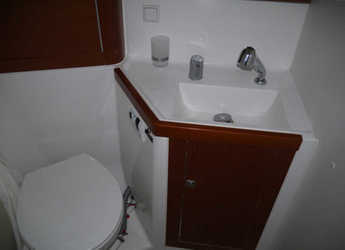 Chartern Sie segelboot in Salamis Yachting Club - Bavaria 45 Cruiser