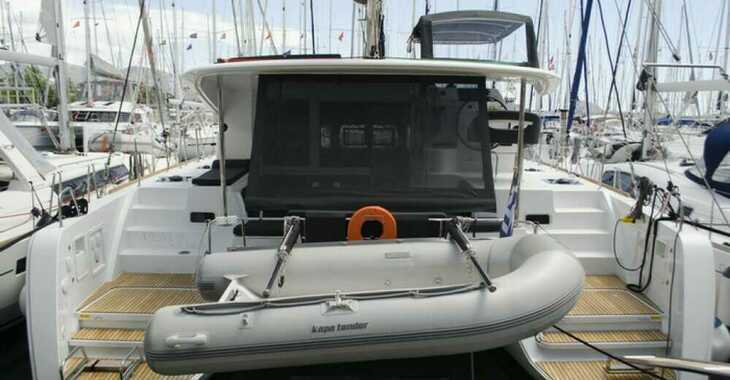 Rent a catamaran in Salamis Yachting Club - Lagoon 40
