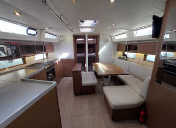 Chartern Sie segelboot in Lavrion Marina - Oceanis 46.1