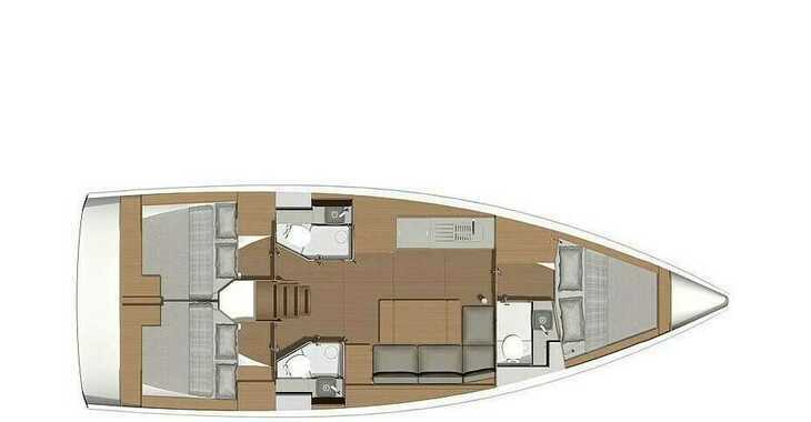 Rent a sailboat in Marina di Stabia - Dufour 390 Grand Large