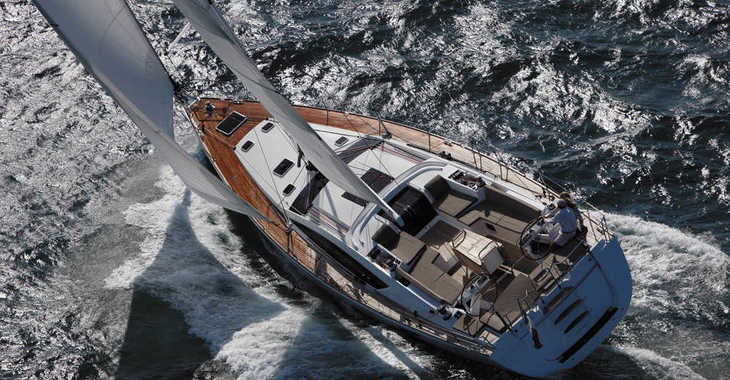Rent a sailboat in Club de Mar - Jeanneau 57