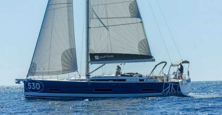 Rent a sailboat in Porto Capo d'Orlando Marina - Dufour 530 