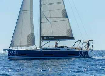 Rent a sailboat in Porto di Marina di Ragusa - Dufour 530 