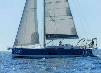 Rent a sailboat in Porto Capo d'Orlando Marina - Dufour 530