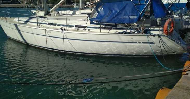 Rent a sailboat in Port Achillion - Bavaria 41