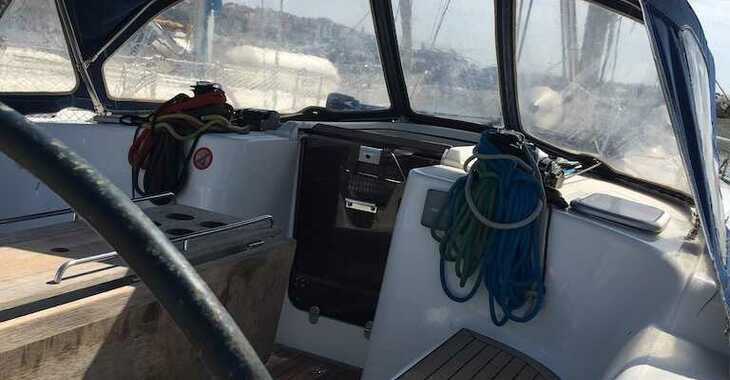 Rent a sailboat in Marina di Salivoli - Dufour 425