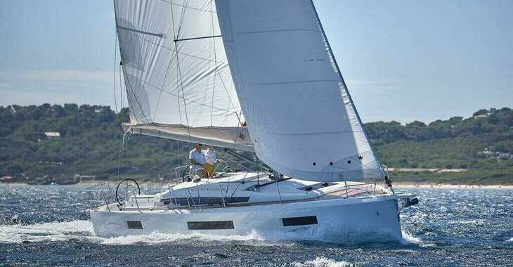 Rent a sailboat in Marina di Salivoli - Sun Odyssey 440