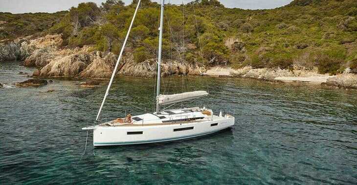 Rent a sailboat in Marina di Salivoli - Sun Odyssey 440