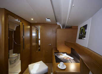 Chartern Sie segelboot in Piso Livadi - Sun Odyssey 449