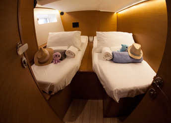 Chartern Sie segelboot in Piso Livadi - Jeanneau 54