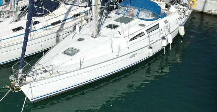 Chartern Sie segelboot in Marina Delta Kallithea - Sun Odyssey 40