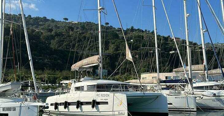 Rent a catamaran in Porto Capo d'Orlando Marina - Bali 4.1   CHECK -IN 03:00 pm on Saturday 