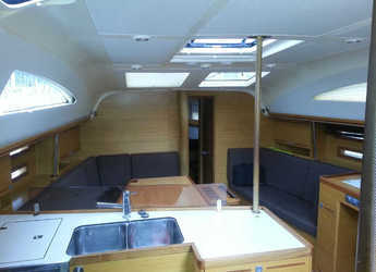 Chartern Sie segelboot in Marina di Salivoli - Elan 444 Impression