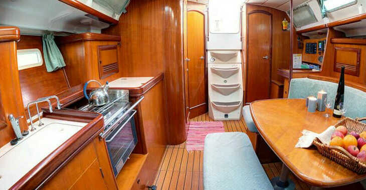 Chartern Sie segelboot in Finikas - Oceanis 393 Clipper