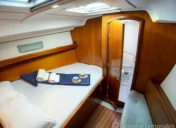 Chartern Sie segelboot in Finikas - Oceanis 393 Clipper